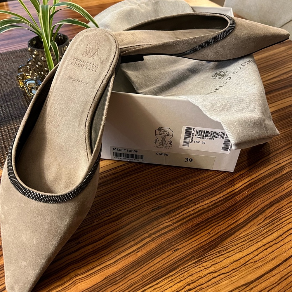 Brunello Cucinelli Women's Taupe Suede Mules